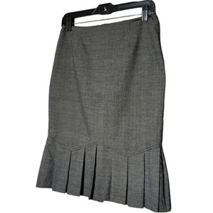 Pleated Trumpet skirt